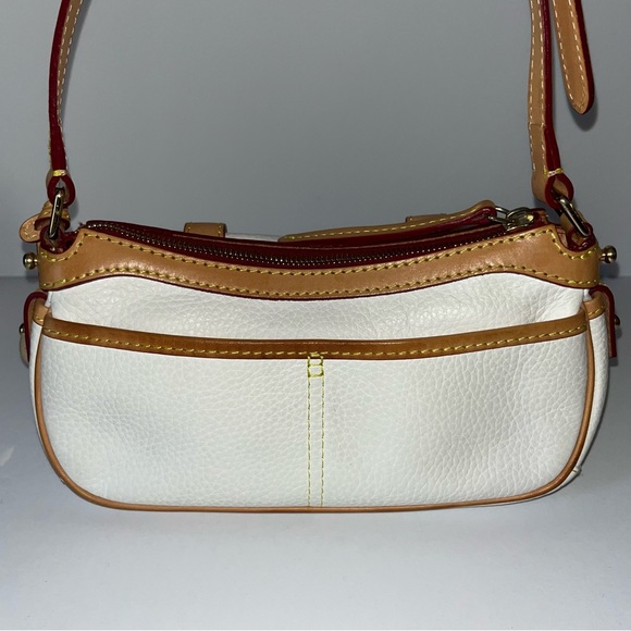 Vintage Dooney & Bourke - Carabao Prebbled Leather Banana Saddle Bag - Picture 3 of 10